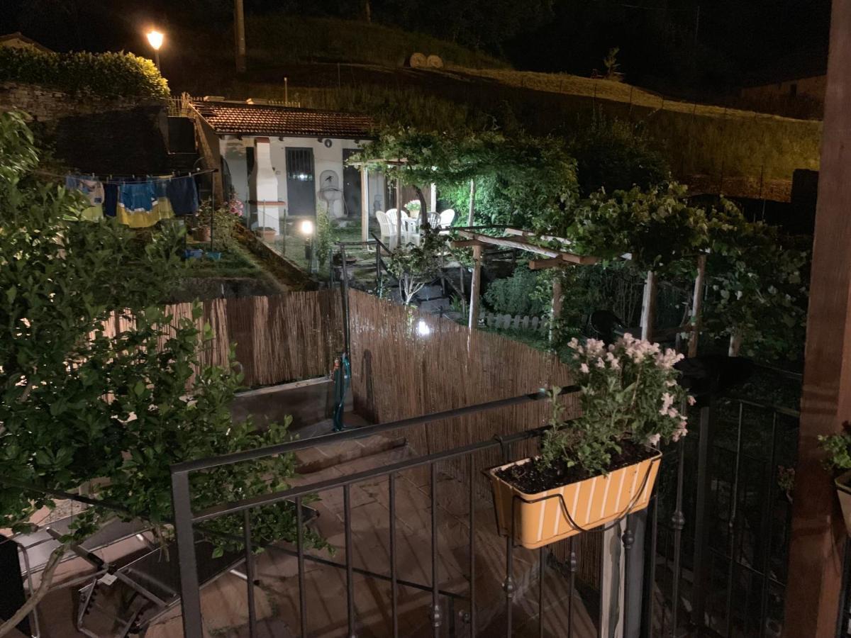 パラッツオーロ・スル・セーニオ La Torre Del Vicarioヴィラ エクステリア 写真